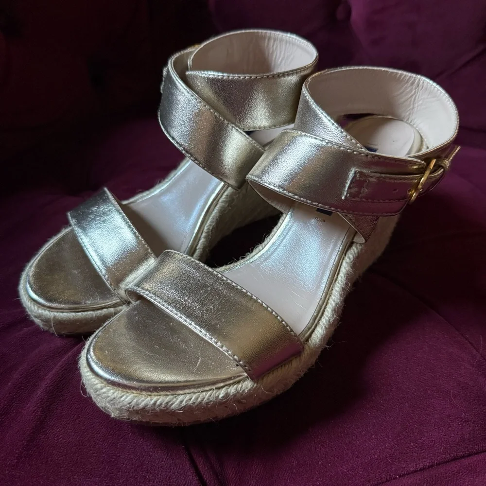 Stuart Weitzman - Lexia Espadrille Wedge Sandal - Metallic Gold Leather - Size 6 - Picture 3 of 9
